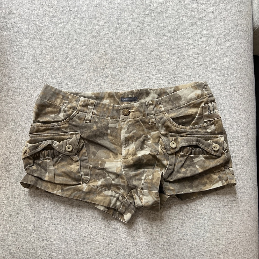 Armani exchange camo short size 6